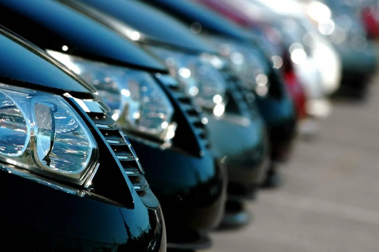 Jual mobil bekas